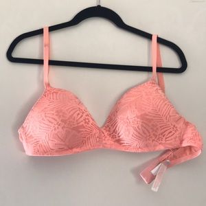 Brand new Victoria secret bra
